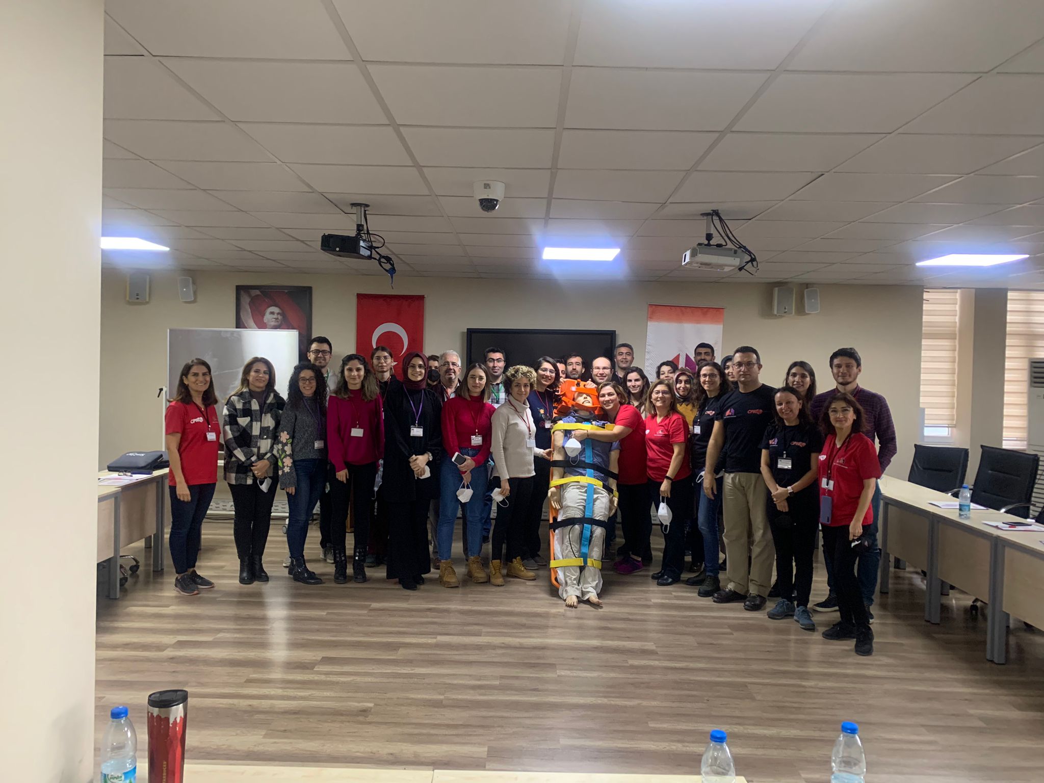 Türk Toraks Derneği İzmir Şubesi ile Solunum Yetmezliği ve Yoğun Bakım Çalışma Grubu Ortak 